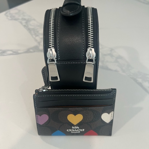 ❤️Coach Heart Crossdoby❤️ - Picture 8 of 16